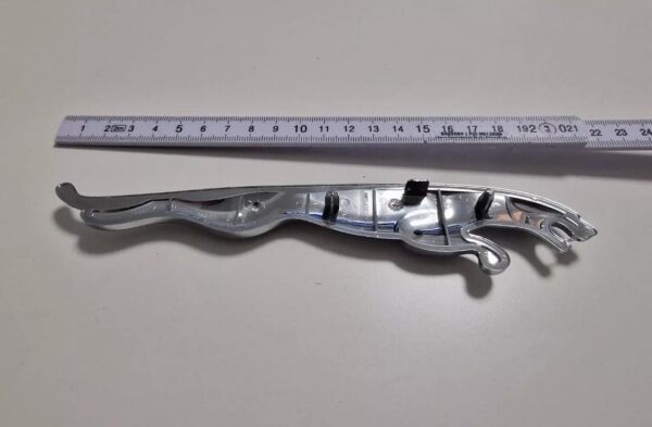 Neu Original Jaguar Emblem AW93-431C39-GA - Kühlergrill – Bild 4